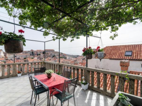 Apartment Little Star - Two Bedroom Apartment with Terrace